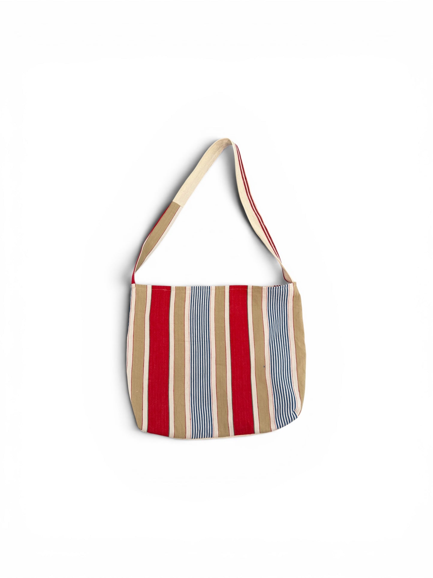 Bolsa lino y colchón antiguo