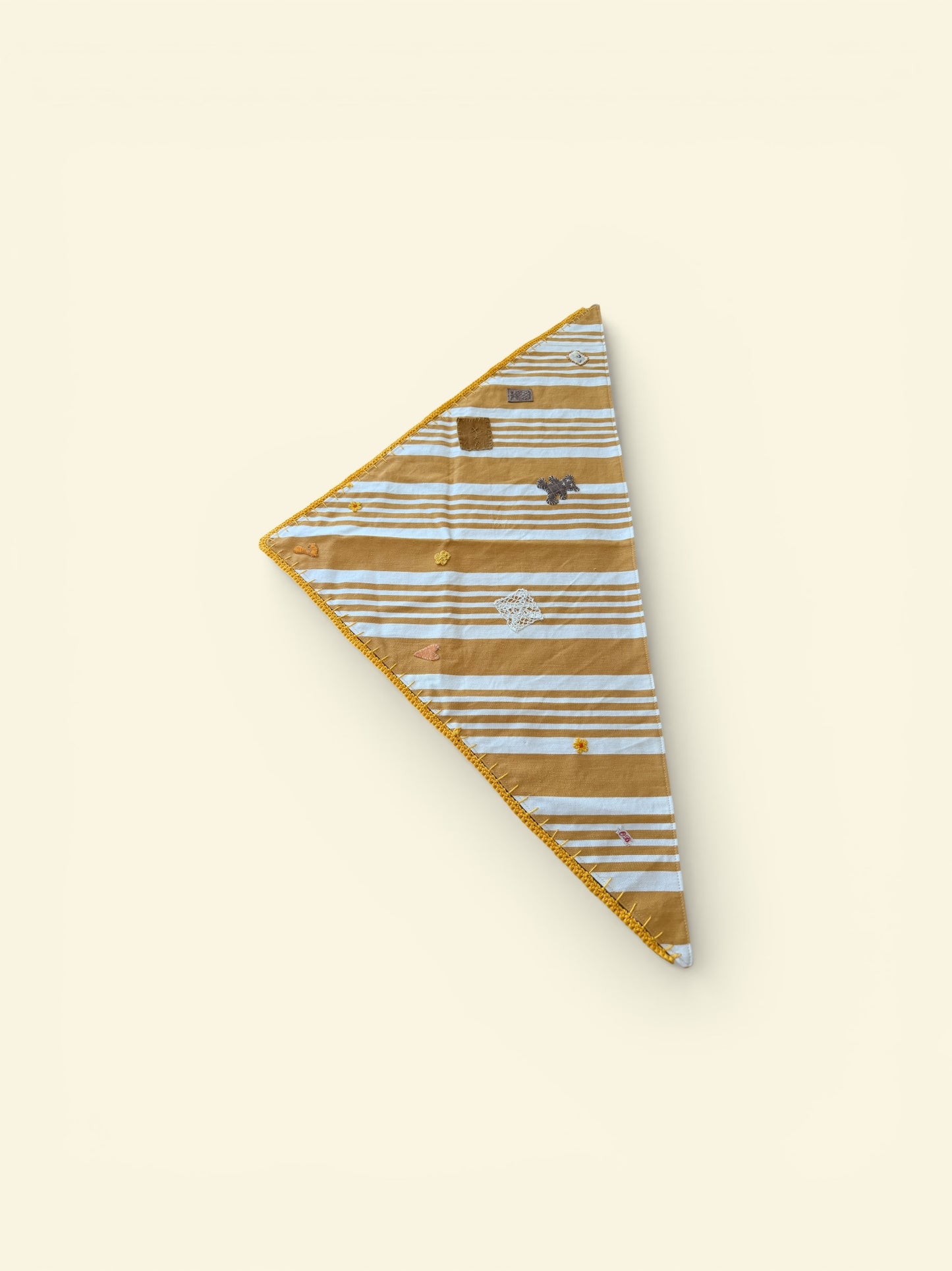 Pañuelo amarillo